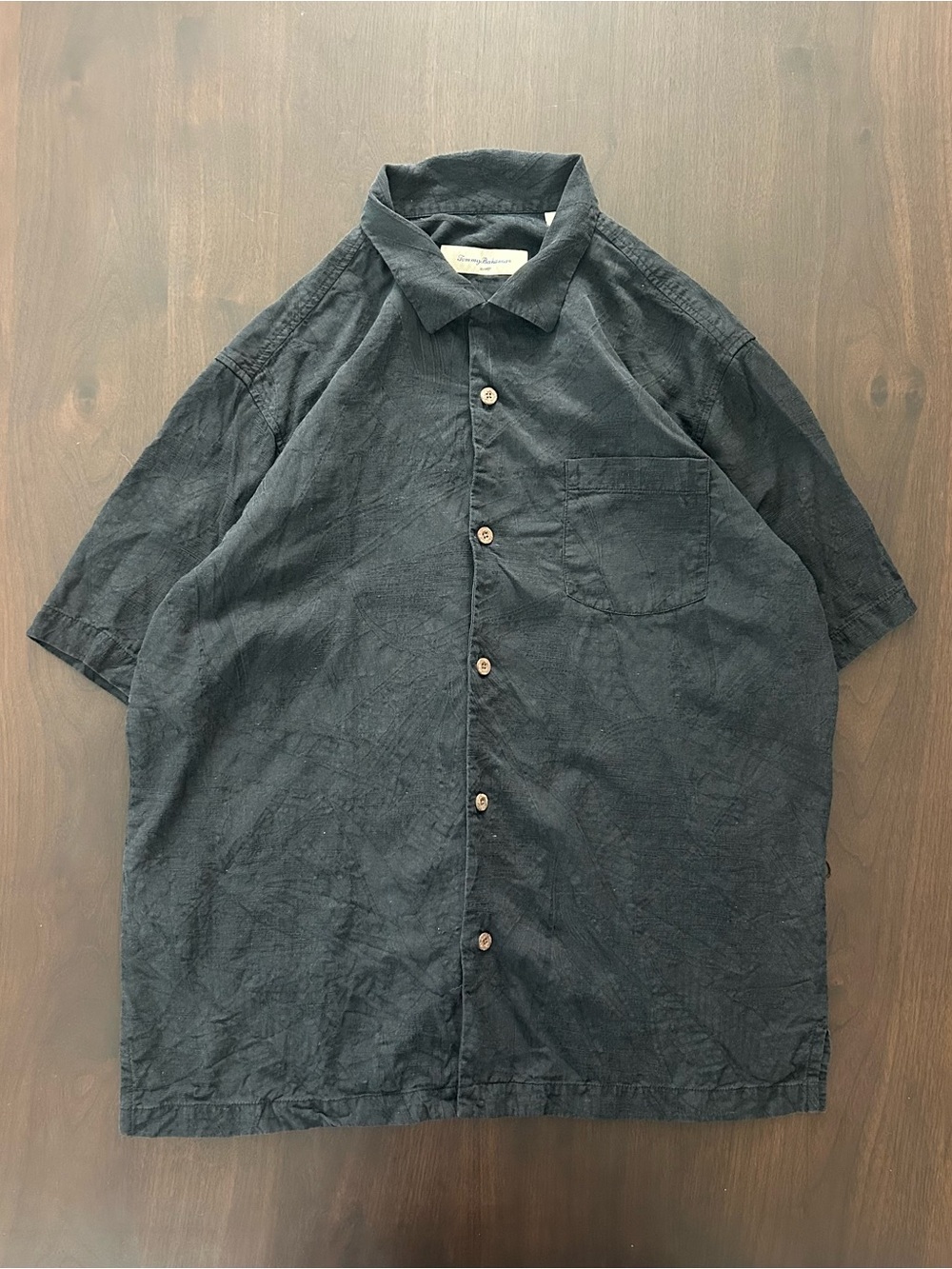 Tommy Bahama 100% Silk Soft Black Banana Leaf Pattern Button Up Size L